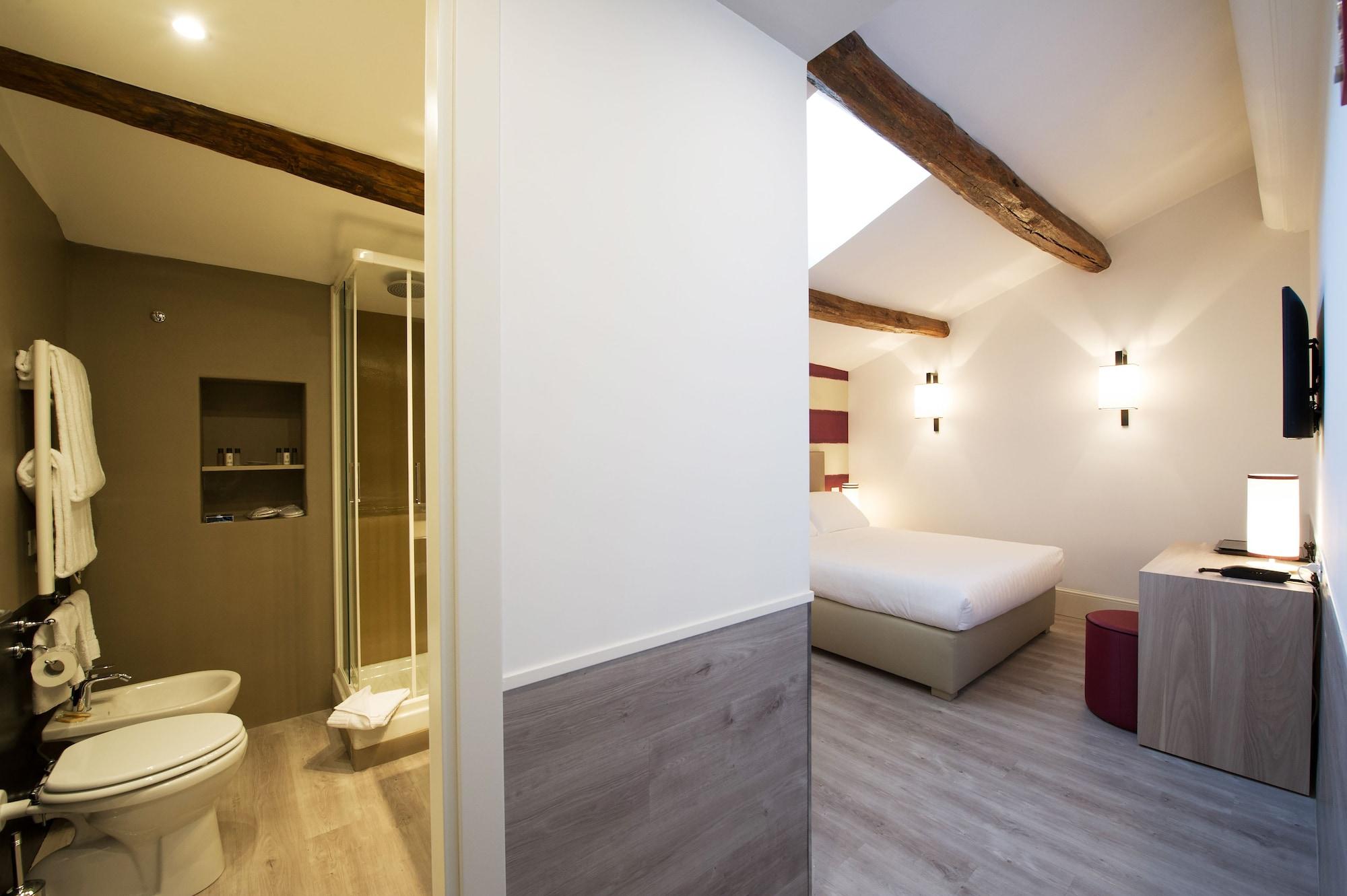 Relais Santa Maria Maggiore Couette-café 3*