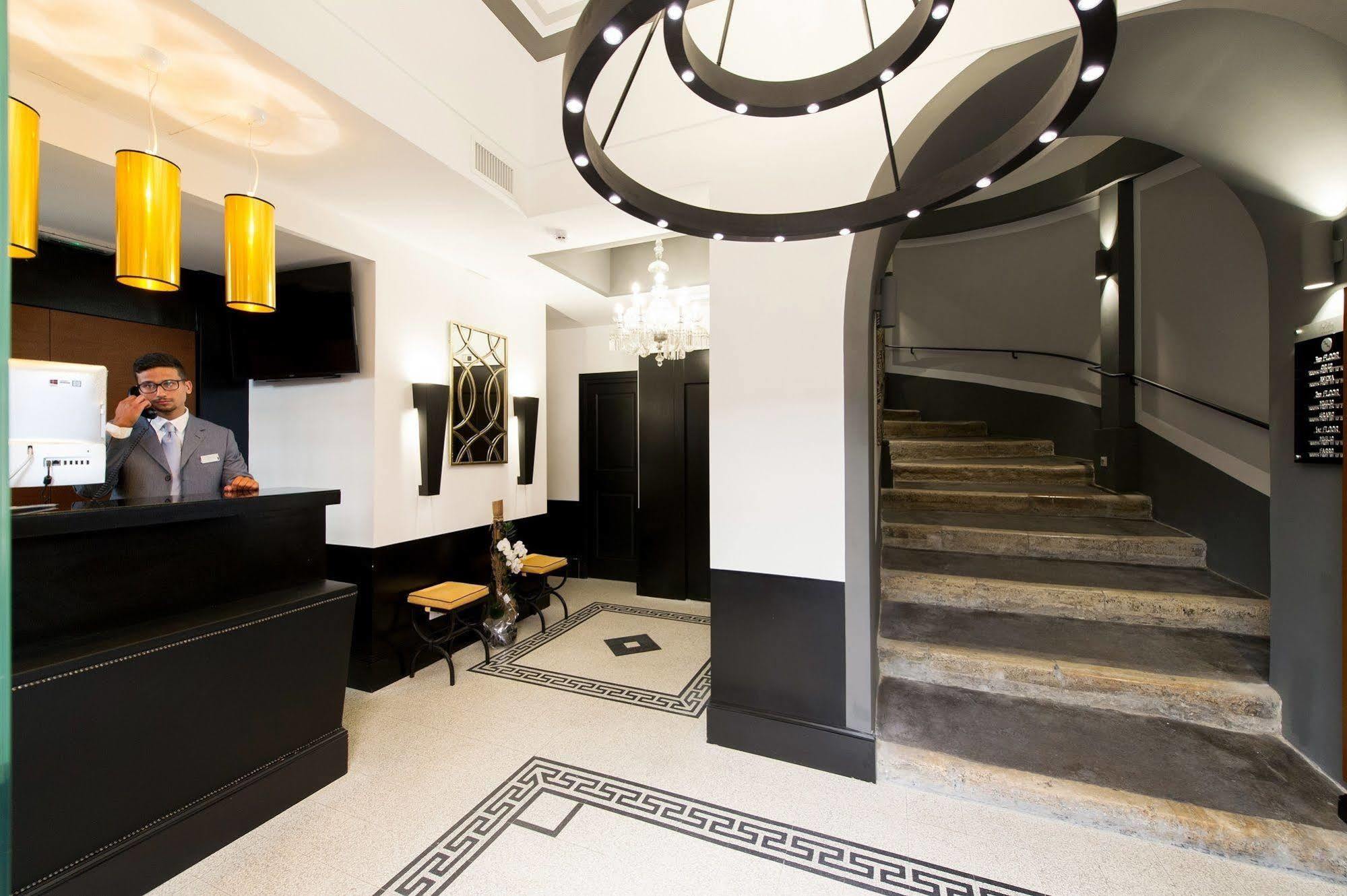 Couette-café Relais Santa Maria Maggiore 3*